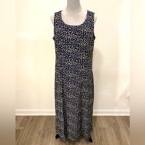 Danny & Nicole Navy patterned sleeveless maxi dress, size 14
